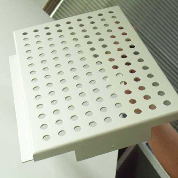 氟碳衝孔草莓视频色版APP be52f15acf6ce4b1f76337b2d23867a6.jpg